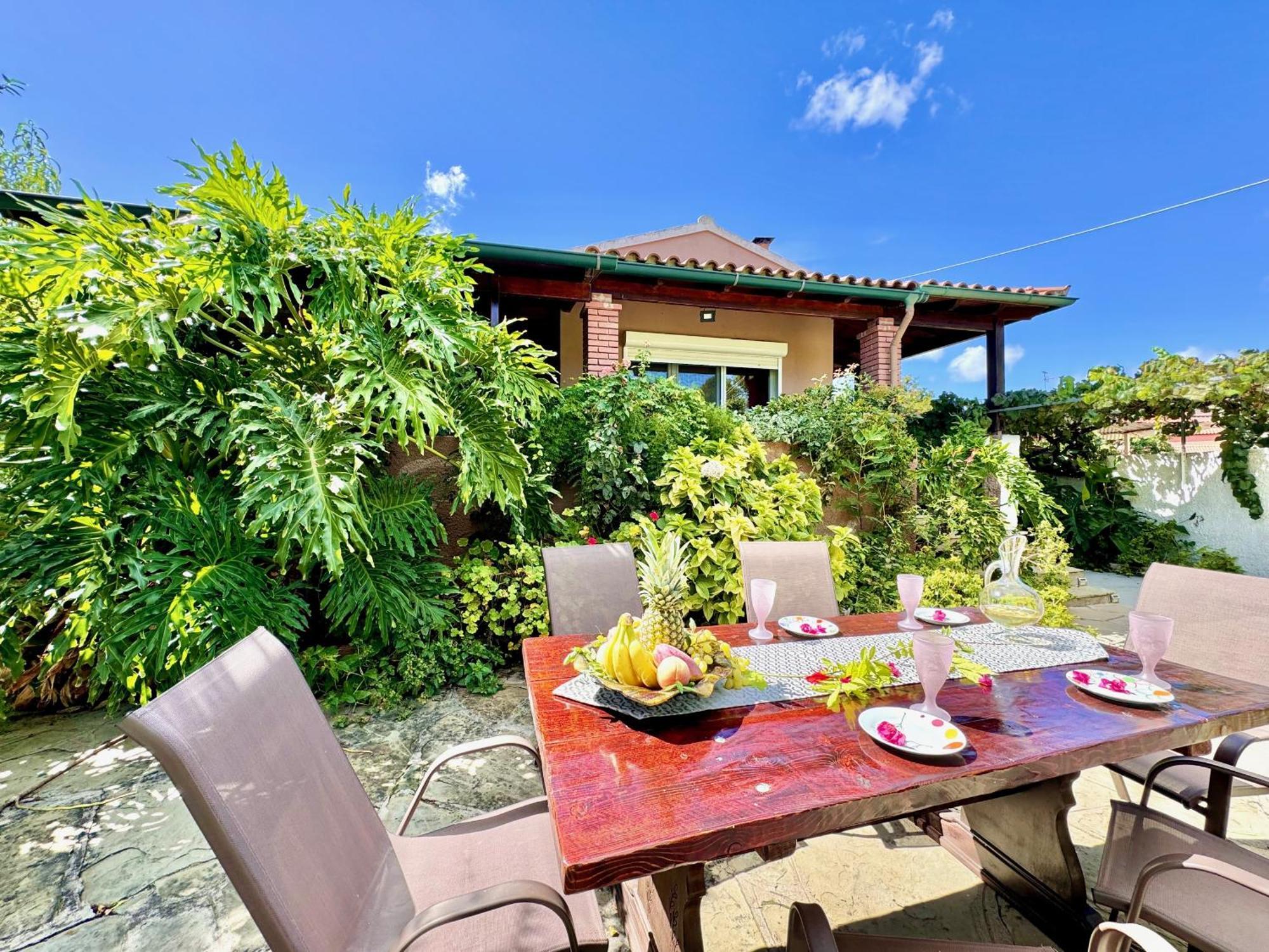 Beach Villa Night Flower With Private Pool By Dadovillas Dassia  Esterno foto